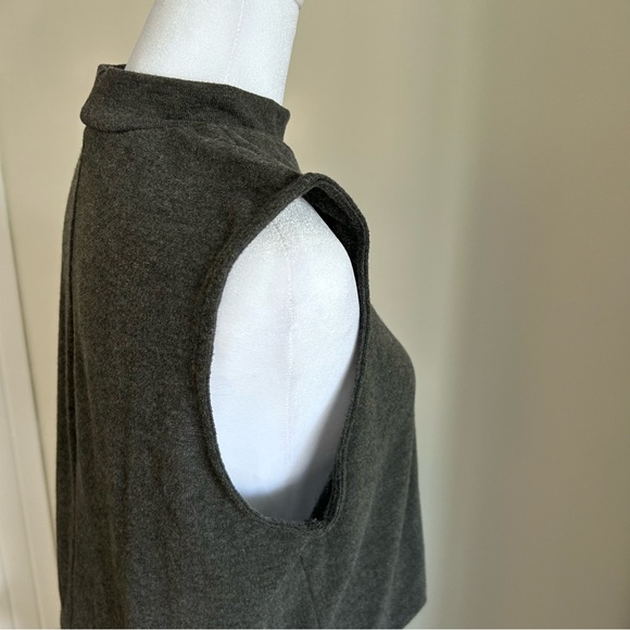 Joe Fresh Sleeveless knit Top Dark Gray Medium Minimalist - Picture 3 of 6